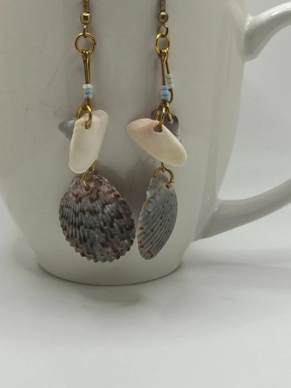 Seashell and Seed Bead earrings Handmade gold tones with blue - Picture 3 of 7